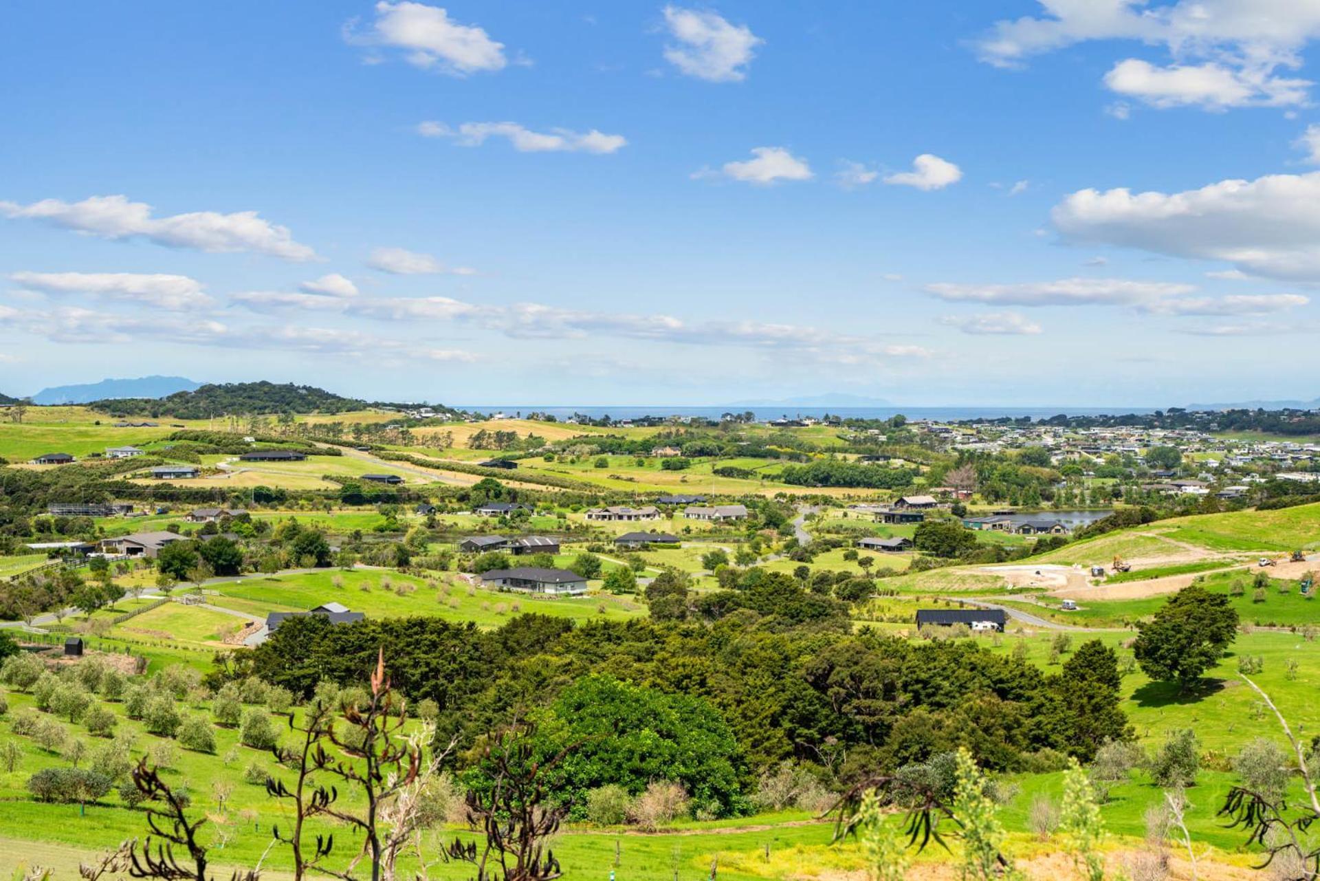 Mangawhai Magic - Mangawhai Heads Holiday Home Exteriör bild